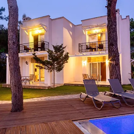 فندق Secret Life Hotel *